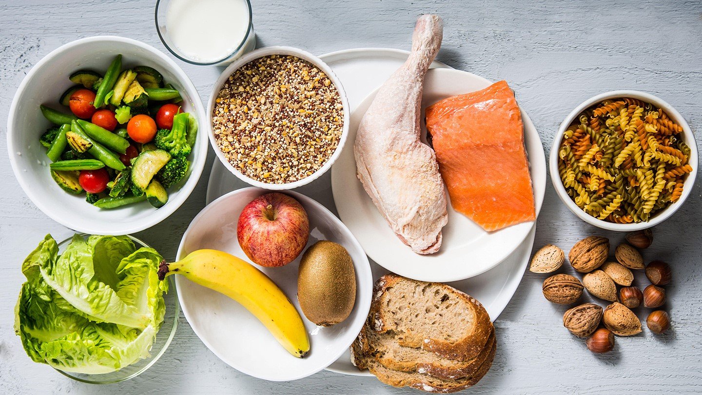 What foods should dialysis patients avoid?