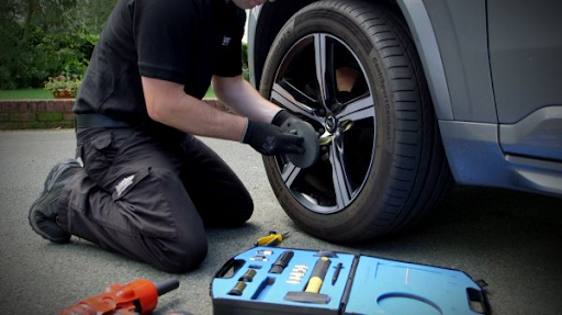 mobile locking wheel nut removal